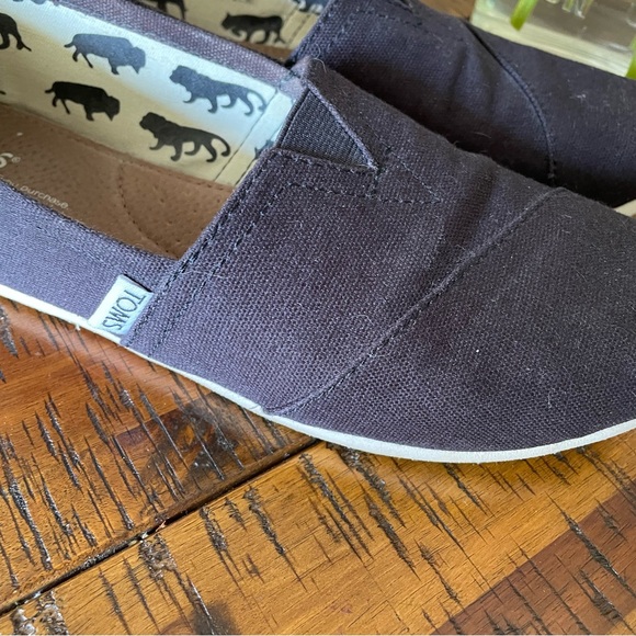 🎉HP🎉 Black Canvas TOMS - Picture 7 of 9